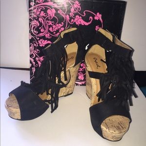 Qupid black wedges new in box!